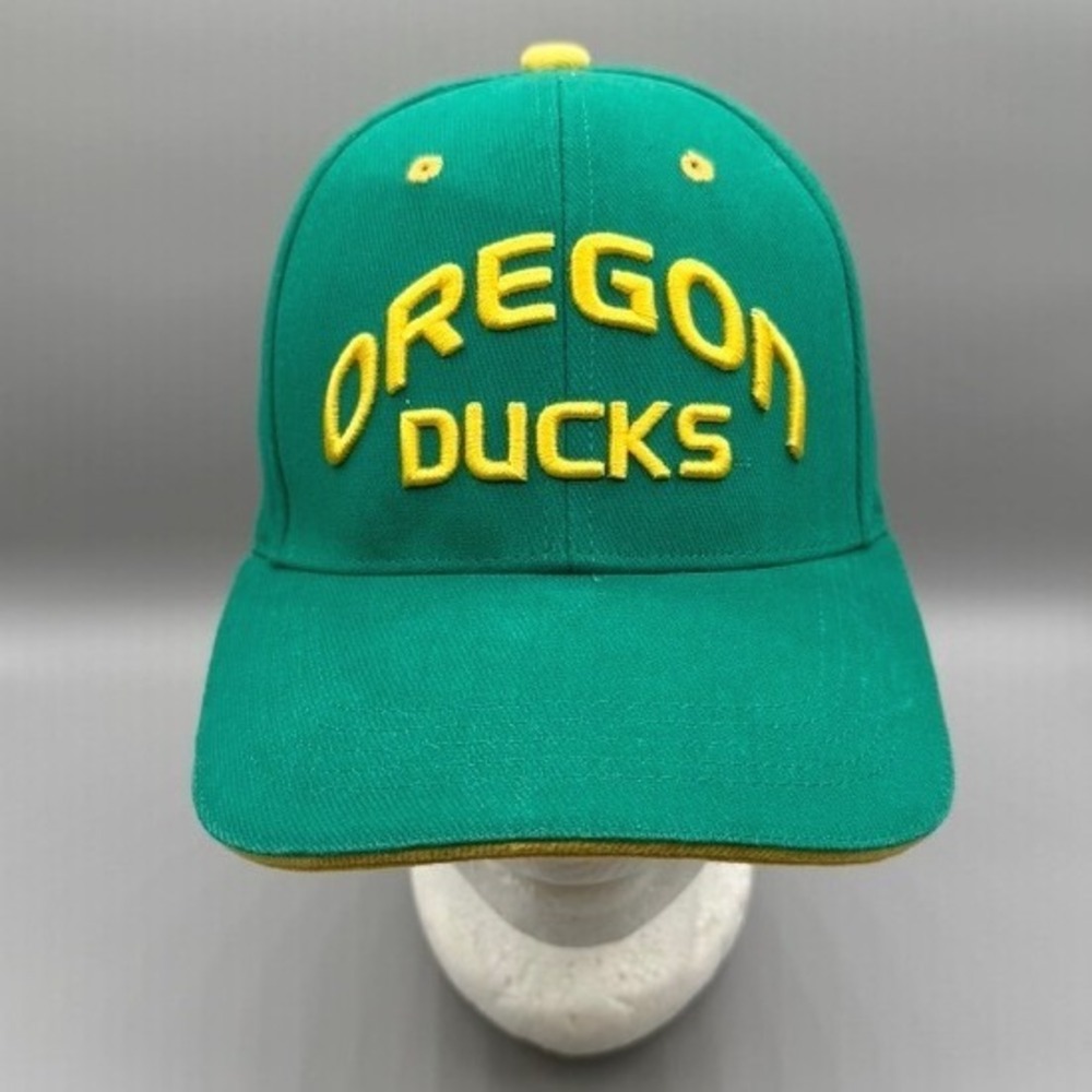 Oregon Ducks Donegal Bay Hat Green Yellow Adjustable Strapback Baseball Cap